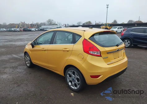 2013 Ford Fiesta Titanium from USA, damaged, VIN 3FADP4FJ7DM220376